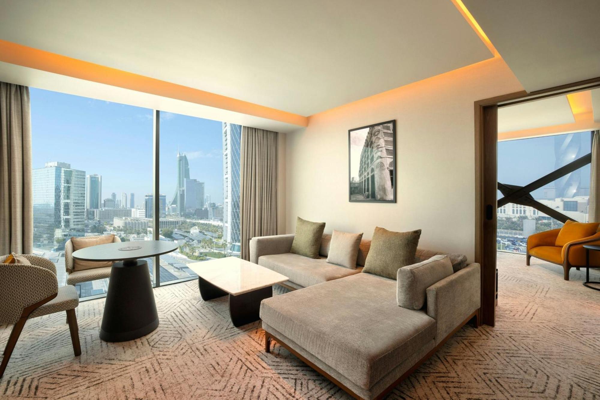 Sheraton Bahrain Hotel 5*